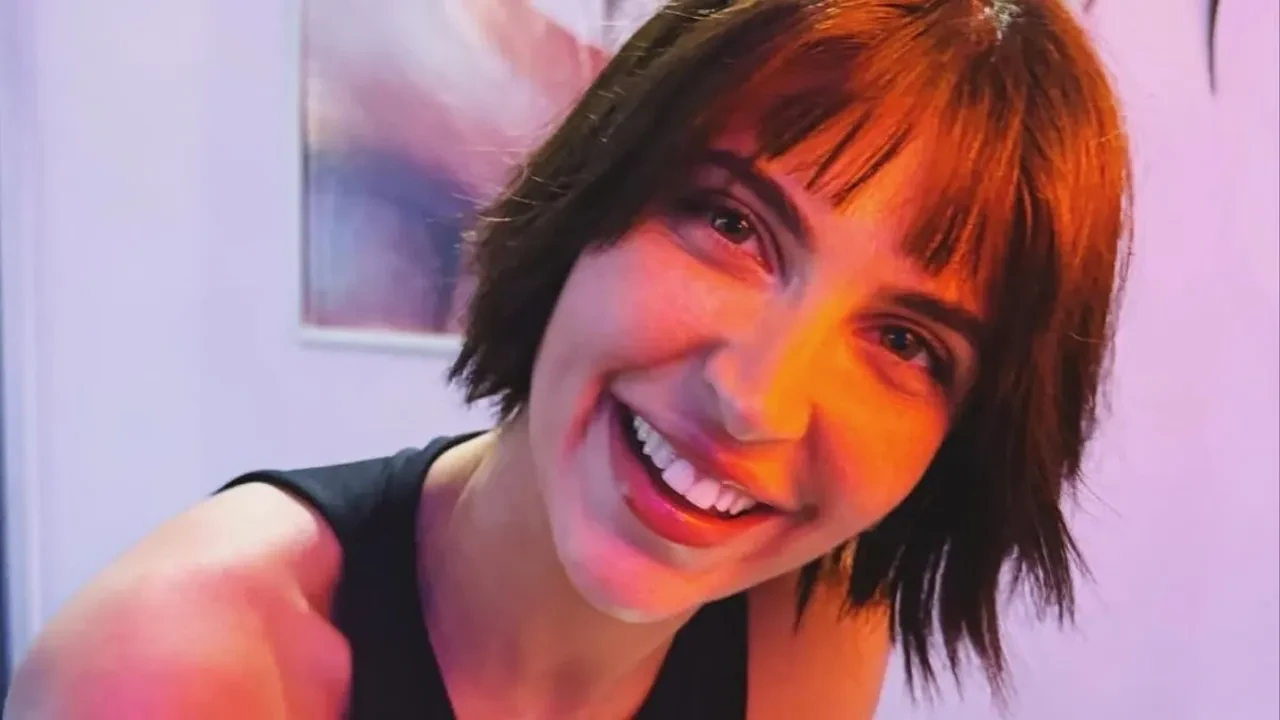 Beyza Gümülcine kimdir? Beyza Gümülcine kaç yaşında, aslen nereli? Beyza Gümülcine evli mi?