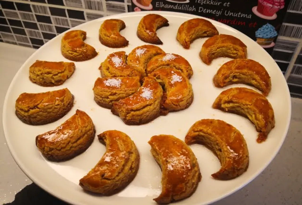 hilal tatlısı yapılışı