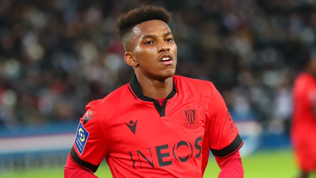 Galatasaray'dan orta sahaya Cezayirli dinamo! Transferde düğmeye basıldı: Yarım kalan hikaye tamamlanıyor