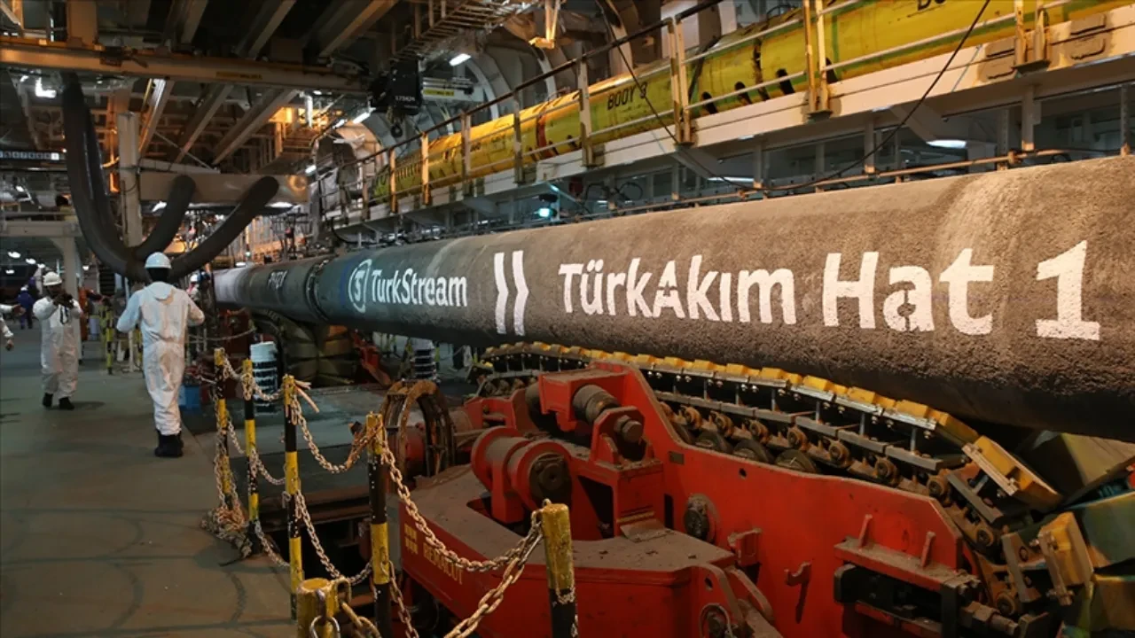 Gazprom'dan TürkAkım açıklaması! Doğal gaz boru hattına dron saldırısı 