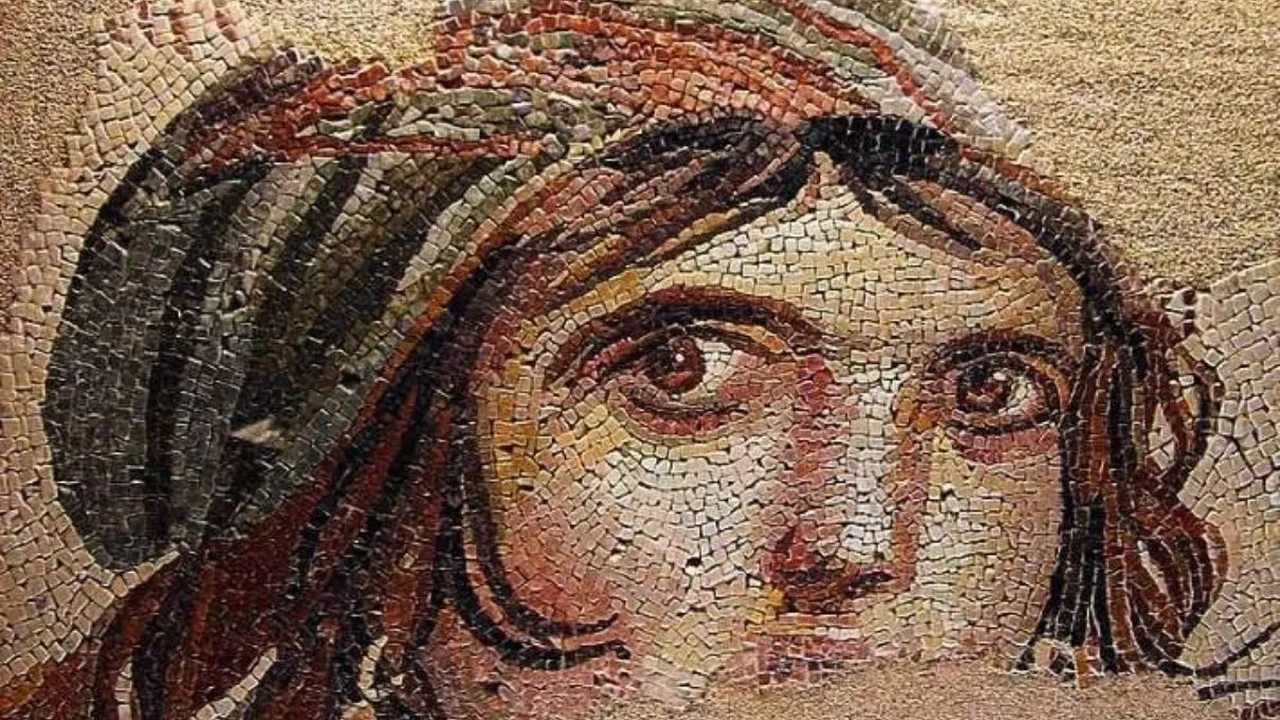 Gülper Özdemir tabii’nin yeni dizinde! Çingene Kızı’yla ekranlara geri dönüyor