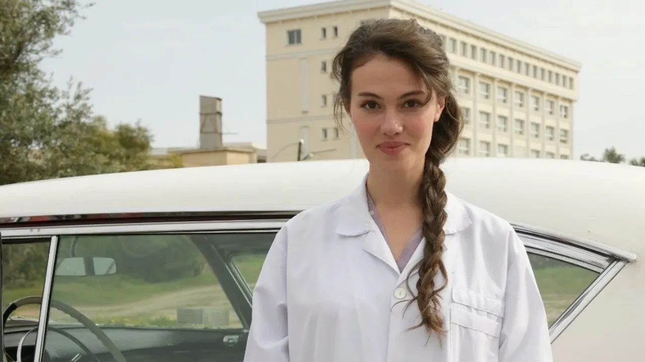 Gülper Özdemir tabii’nin yeni dizinde! Çingene Kızı’yla ekranlara geri dönüyor