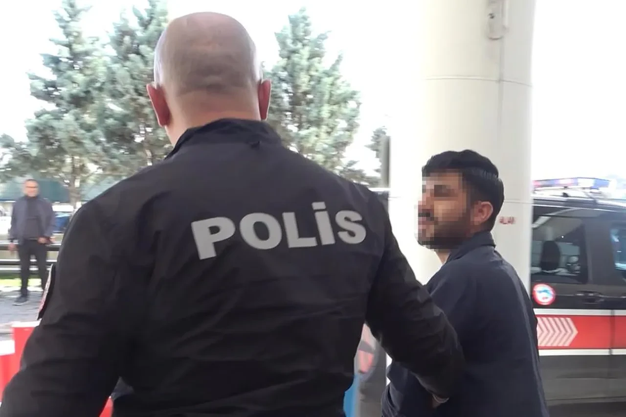 Hastanede 'namus' dehşeti! Nikahsız birliktelikten doğan bebeklerinin fotoğrafını paylaşan çifte bıçaklı saldırı 