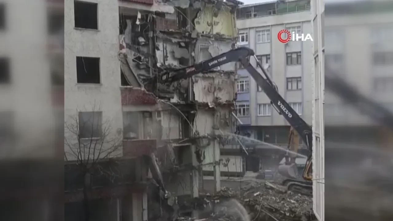  Küçük Tesnim hayatını kaybetmişti! Zeytinburnu'ndaki binanın yeni görüntüleri ortaya çıktı