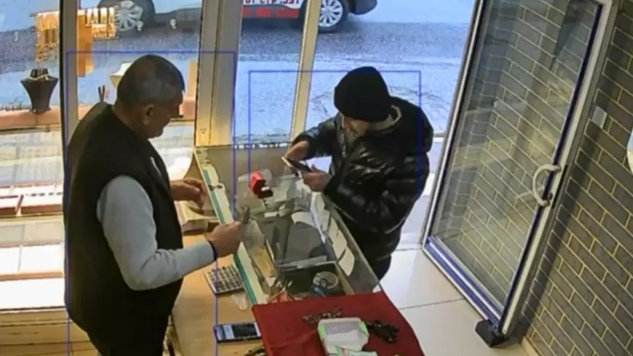 Kuyumcuya müşteri gibi girip yüzüğü böyle çaldı! Şüpheli hırsız tutuklandı