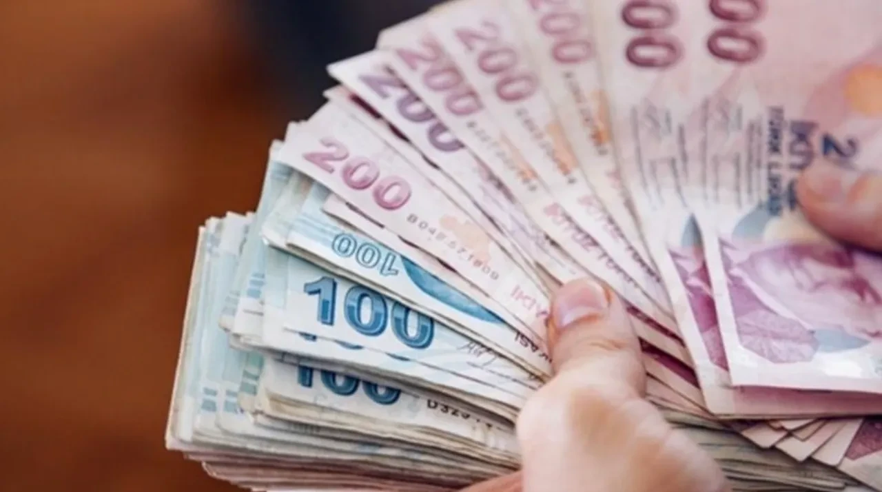 Meclis'ten geçti: Bedelli askerlik ücreti 417 bin liraya yükseldi! ÖTV'siz araç düzenlemesinde yeni dönem başlıyor