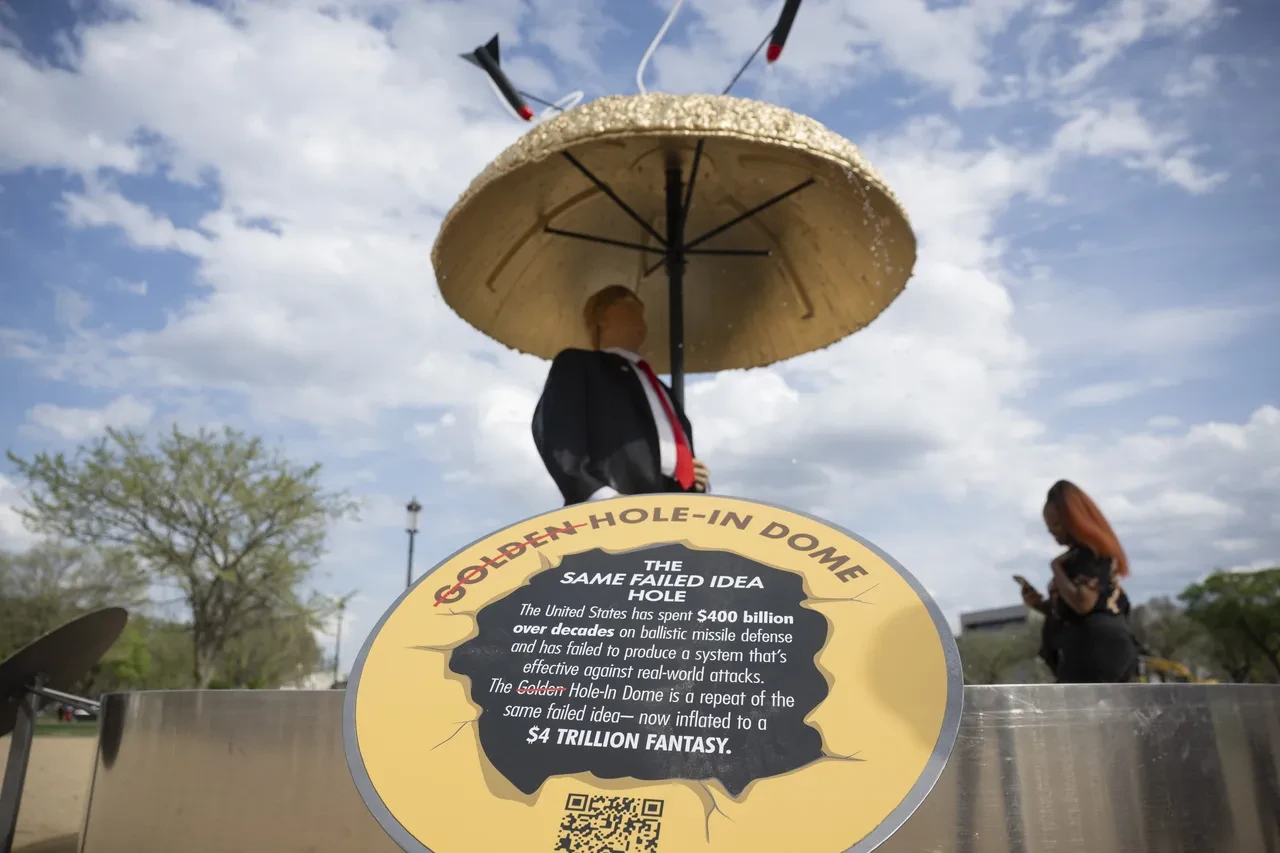 Karikatürize Donald Trump 