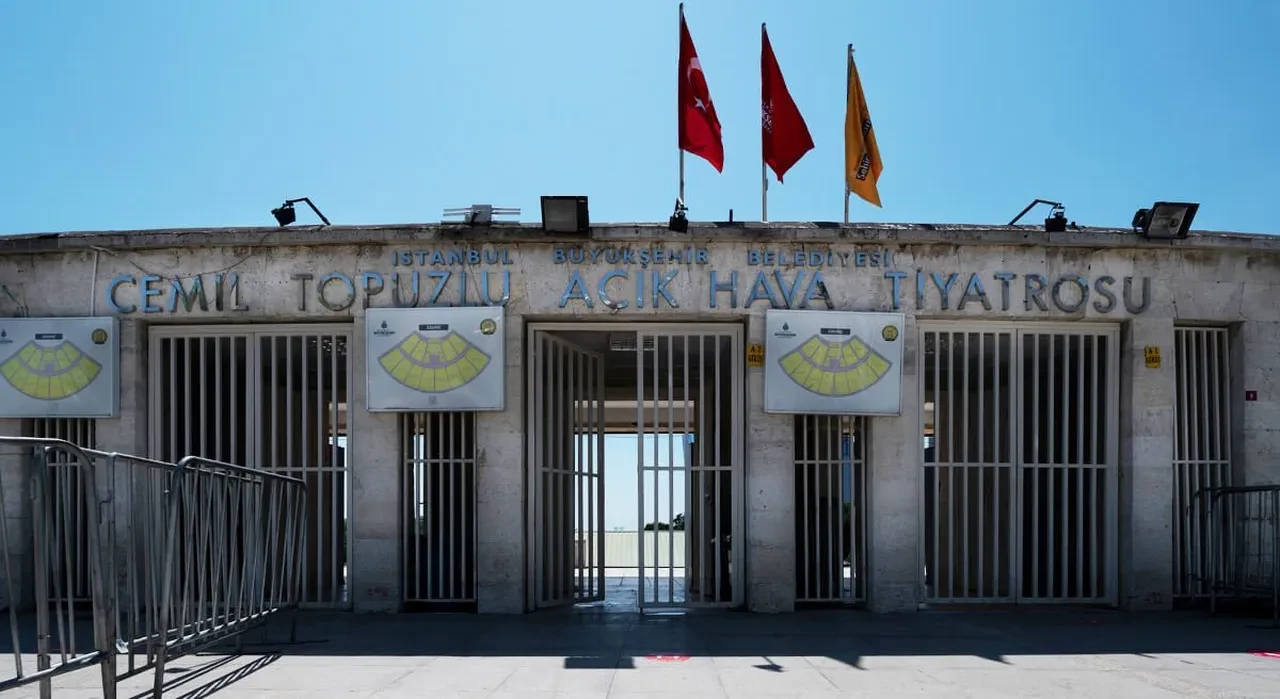 Açıkhava'da bilet fiyatları uçtu! 'Bedava' konserler 5 bin liradan başlıyor 