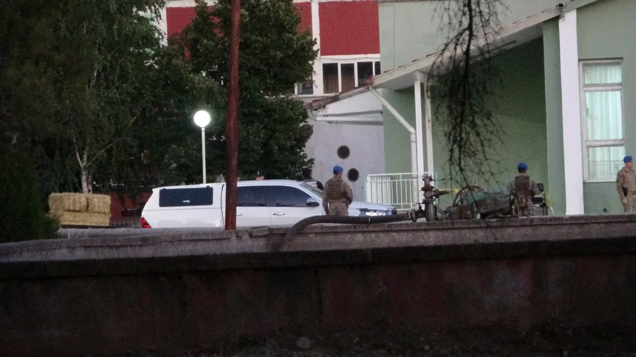 Çalışma arkadaşlarına kurşun yağdıran güvenlik görevlisinden kan donduran savunma: 'Niyetim öldürmek değildi...'