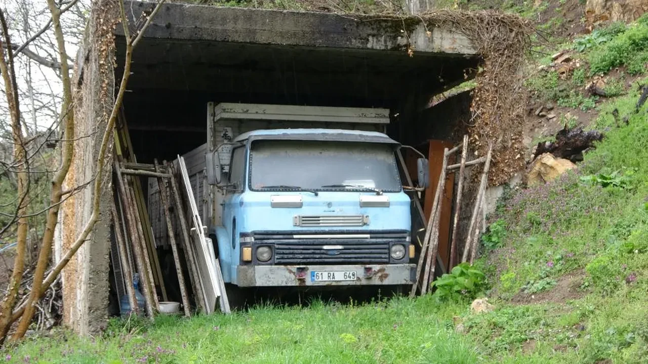 Değeri parayla ölçülmüyor! Yarım asırlık kamyonu yerinden kıpırdatmadı: Sırrı ardındaki duygusal bağda gizli