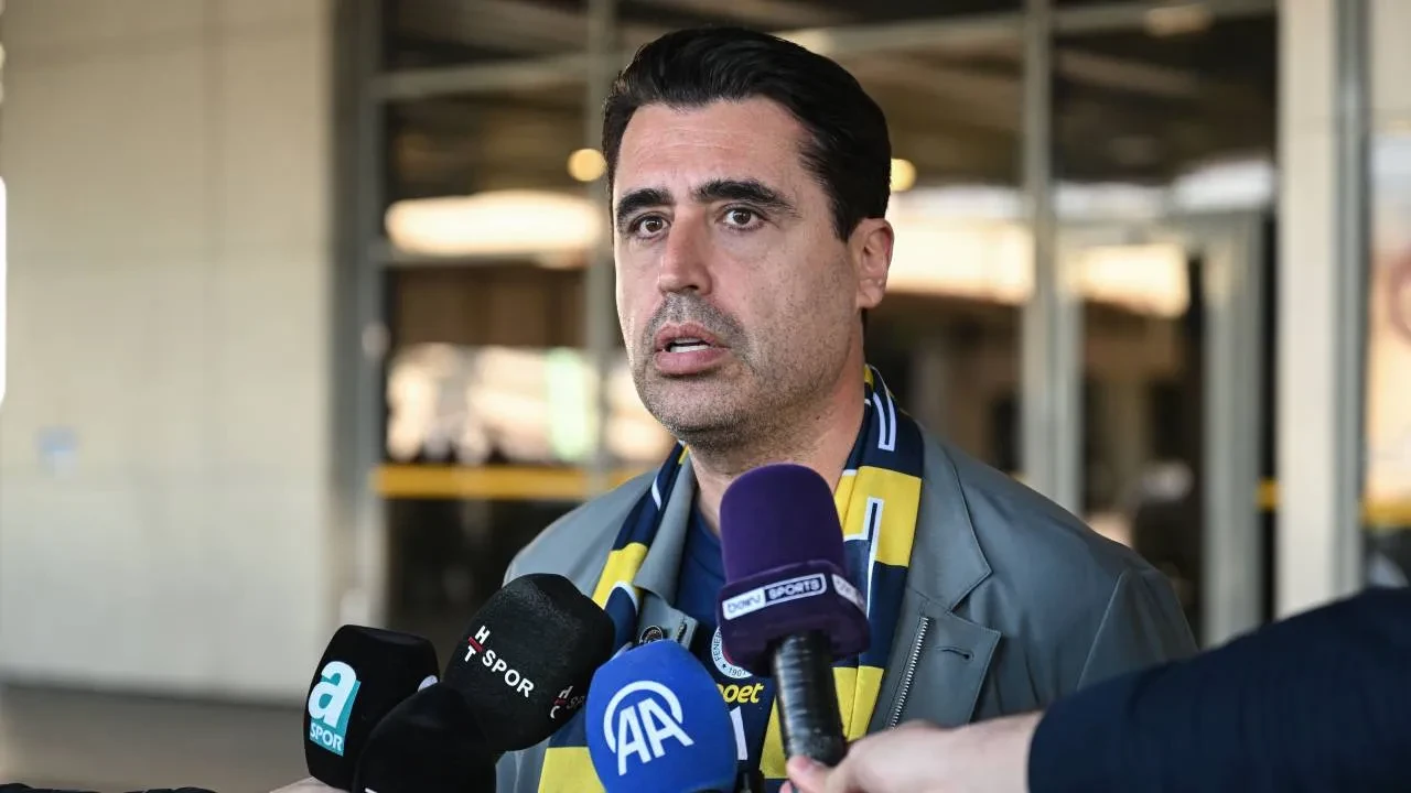 EuroLeague şampiyonu Fenerbahçe yurda döndü! Sarı-lacivertlilerden kupayla gövde gösterisi