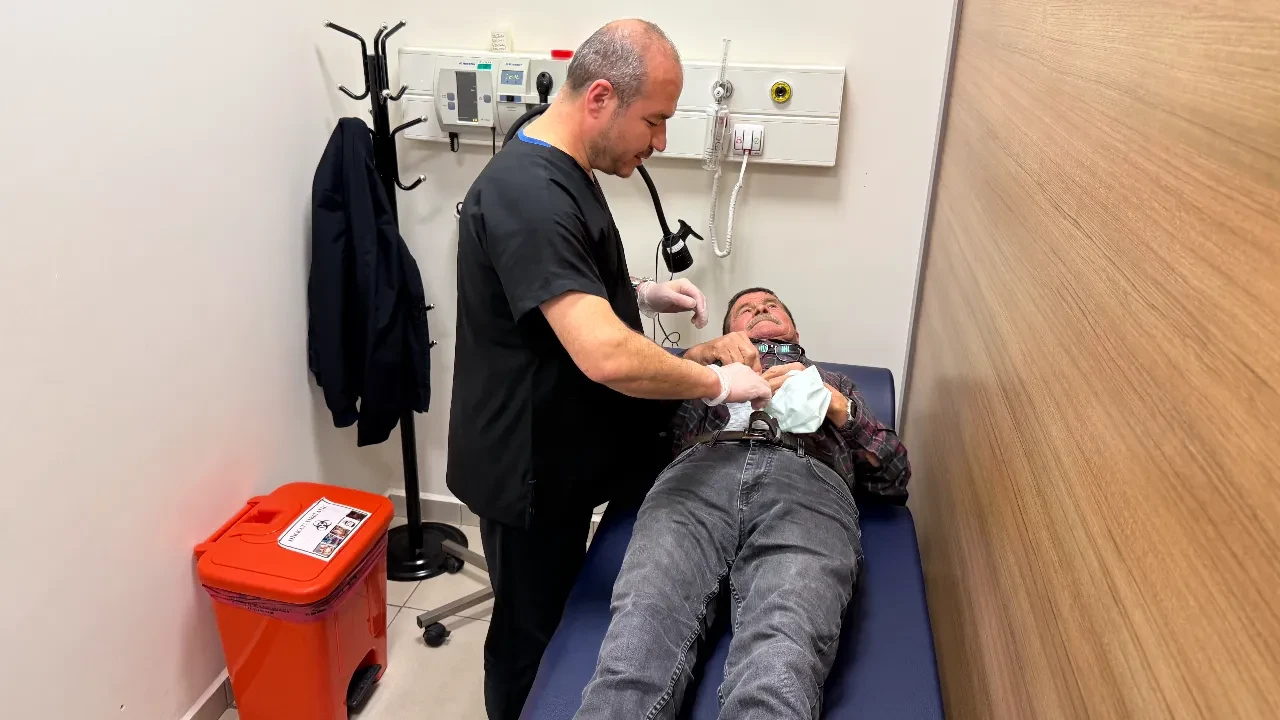 Fıtık diye gitti, kanser olduğunu öğrendi: 4,5 saatlik operasyonla sağlığına kavuştu