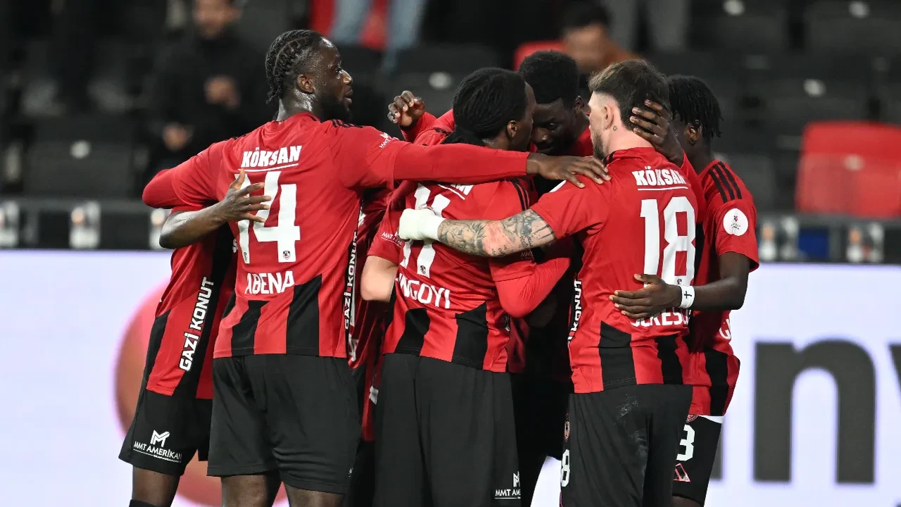 Gaziantep FK, 3 puanı 3 golle aldı! Kırmızı-siyahlılar, Kayserispor'u mağlup etti