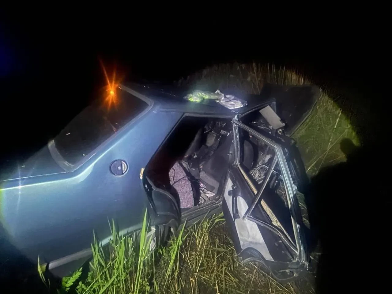 Manisa'da feci kaza! Otomobil kanala uçtu:  2 ölü, 5 yaralı