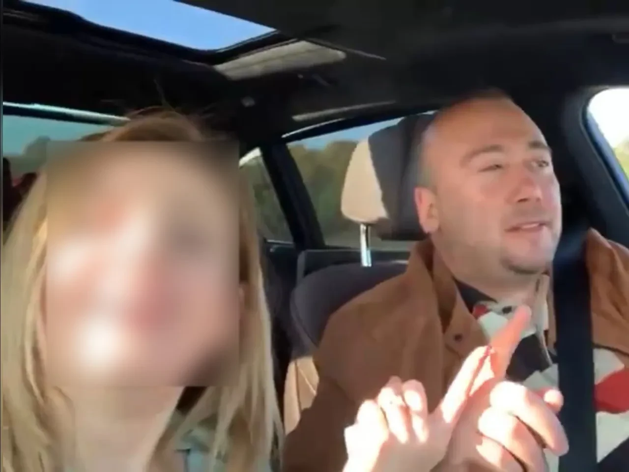 Otel odasında sevgilisiyle yakalanmıştı! CHP'li Özkan Yalım'ın bir başka sevgilisiyle yeni görüntüleri ortaya çıktı