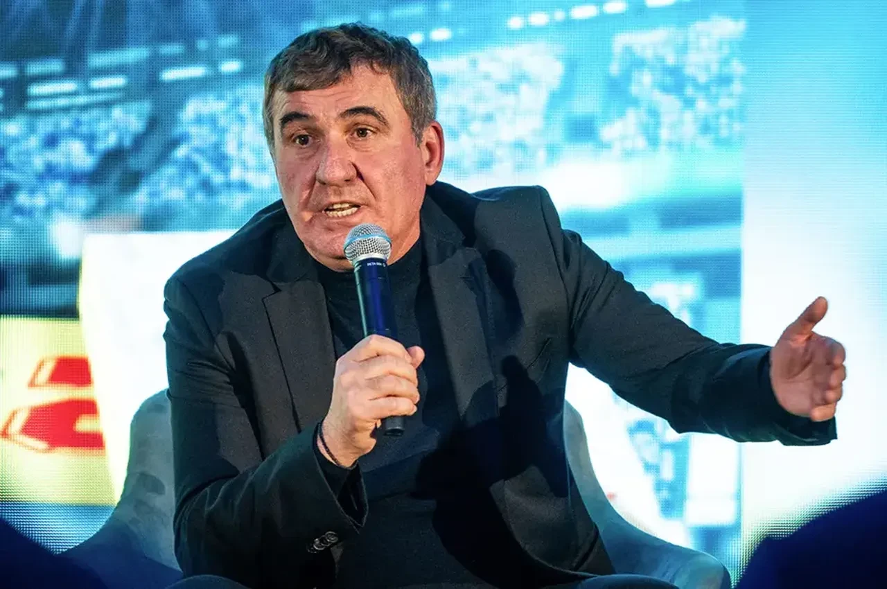Romanya Milli Takımı'nın yeni teknik direktörü Gheorghe Hagi oldu!