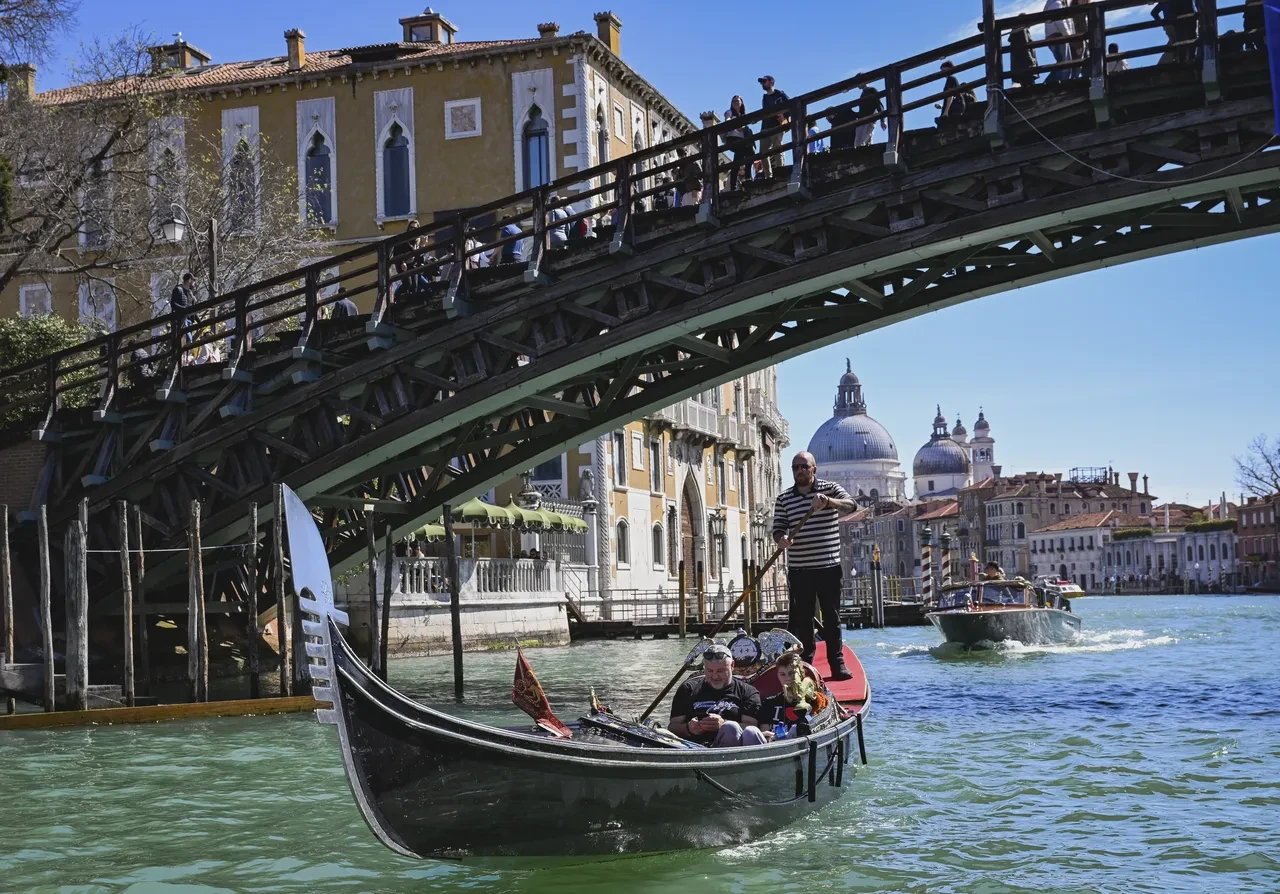 Şehir sular altına gömülüyor! Uzmanlar uyardı: Bu gidişle denizaltıyla gezebileceğiz