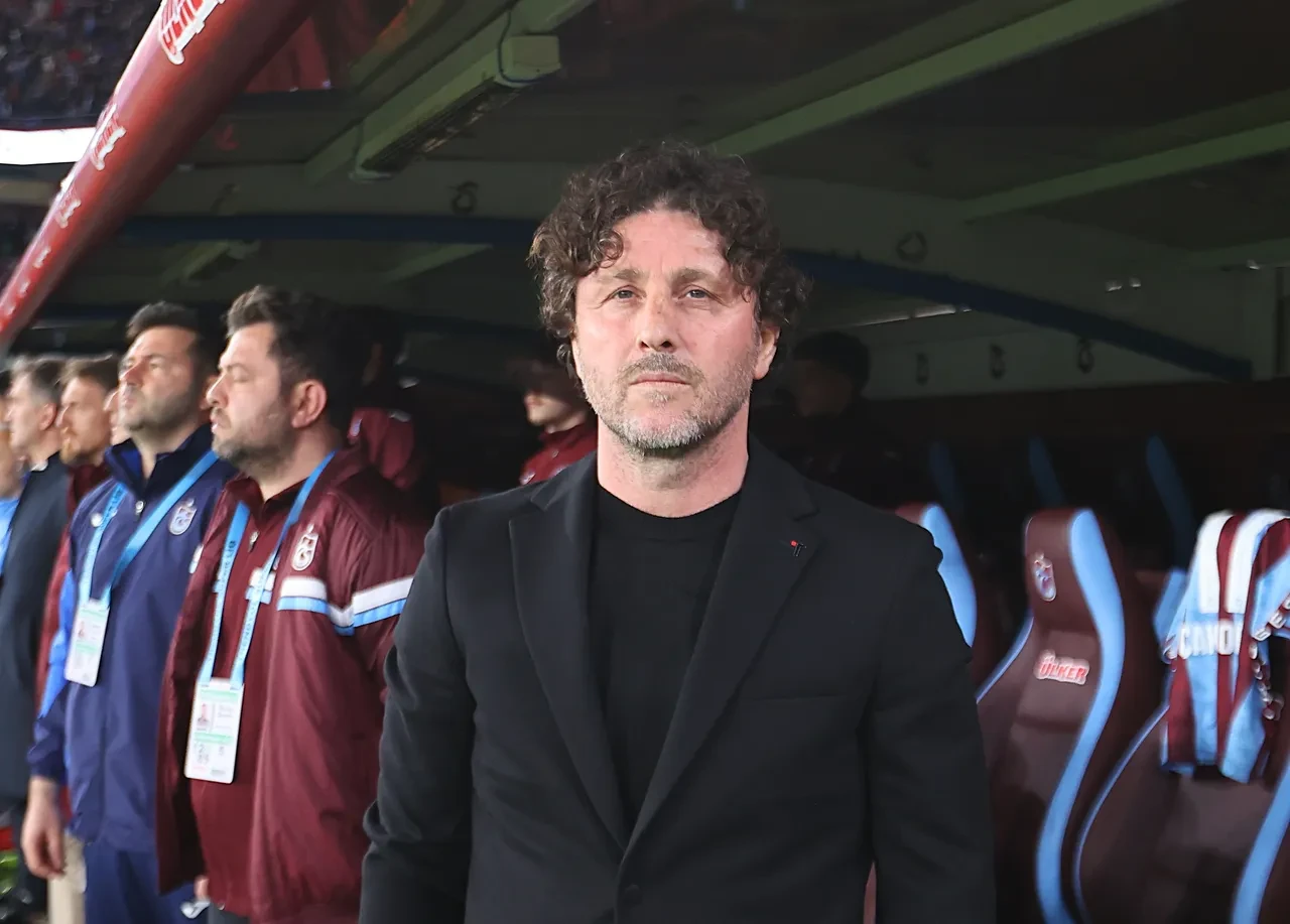 Süper Lig'de şampiyonu dev derbi belirleyecek! İşte şampiyonluk yolunun tüm senaryoları: Fenerbahçe veya Trabzonspor'un şampiyonluğu...