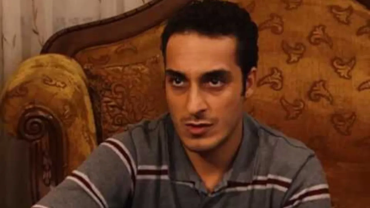 Akasya Durağı’nın Ali Kemal’i Ateş Fatih Uçan Zeki Alasya ile anısını anlattı! “Gülüp ensemden tutup öpmüştü”