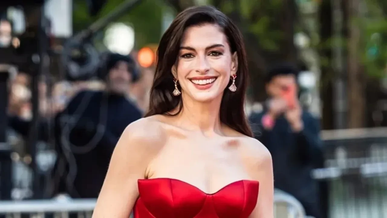 Anne Hathaway “İnşallah” dedi! Sosyal medyada gündem oldu