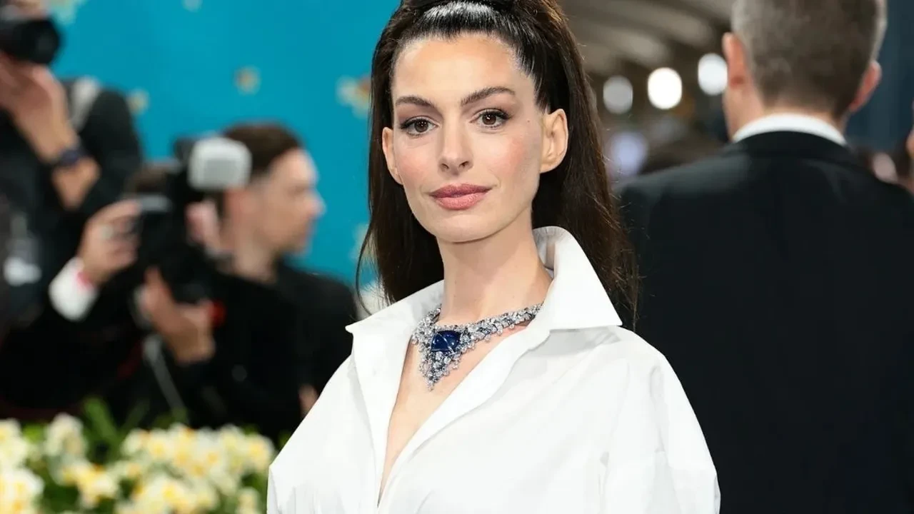 Anne Hathaway “İnşallah” dedi! Sosyal medyada gündem oldu