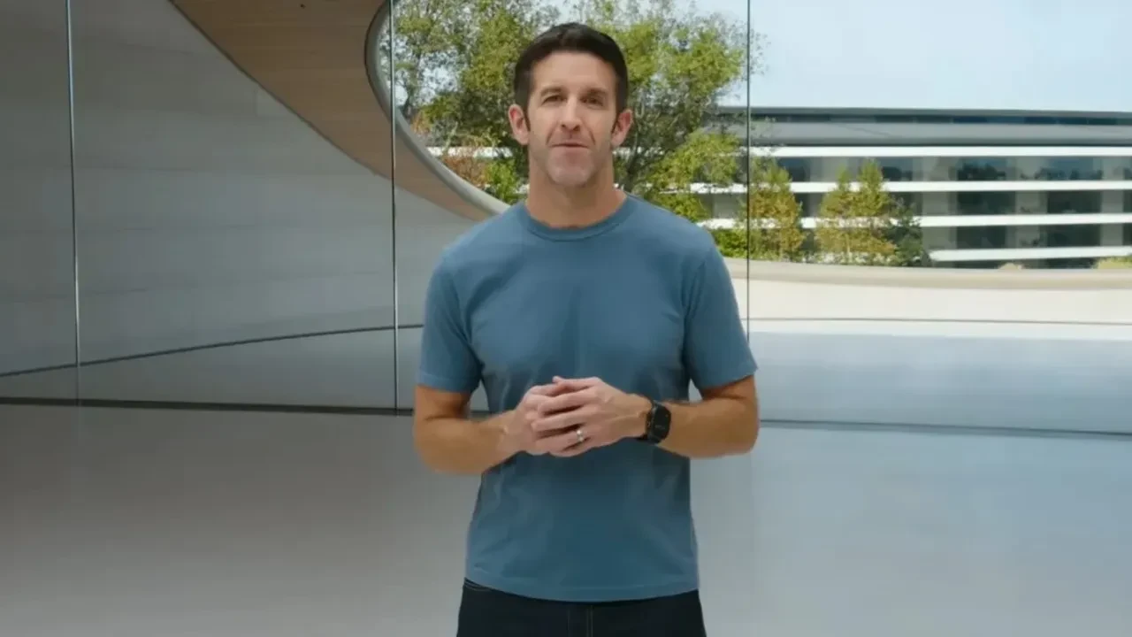 Apple yeni CEO'su John Ternus kimdir? Eylül ayında göreve başlıyor