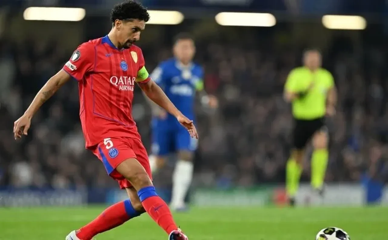 Beşiktaş'ta savunmaya dünya çapında takviye! PSG'nin kaptanına kanca: Yıldız stoper geliyor...