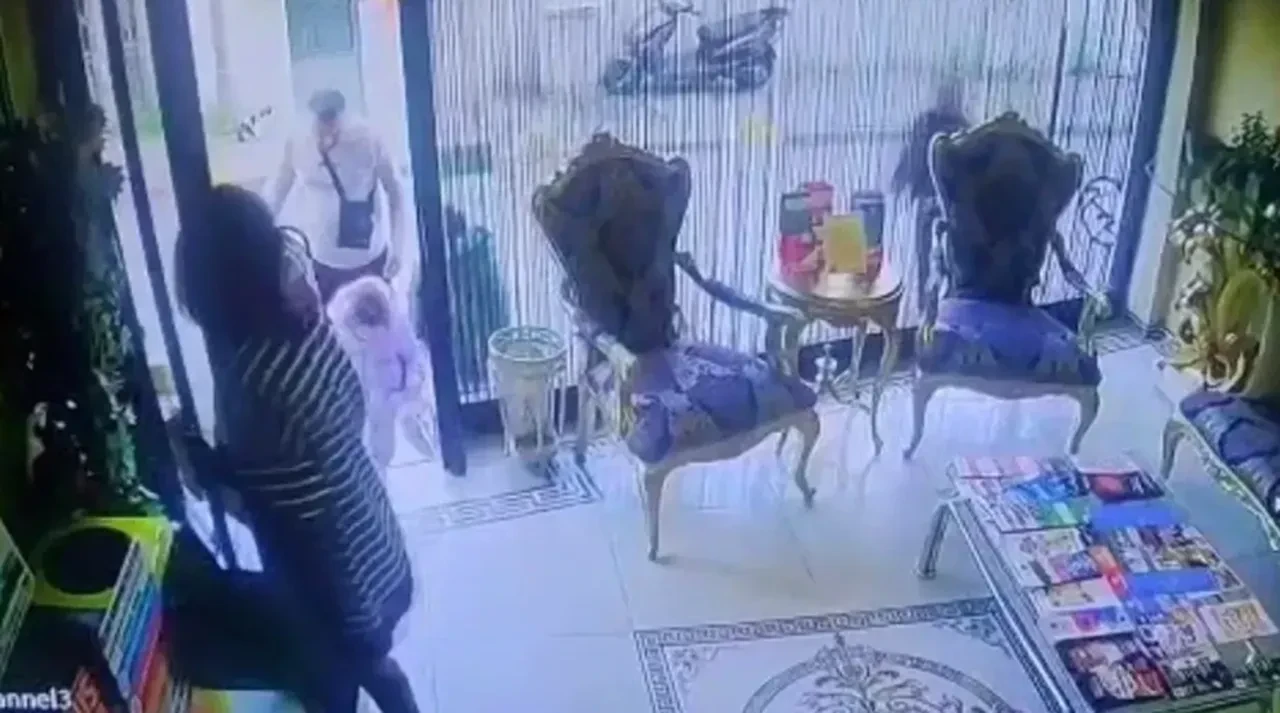 Böcek ailesi davasında kan donduran tanık ifadesi: "Bebeği aldığımda taş gibiydi!" Mahkemeden 1 tahliye kararı çıktı