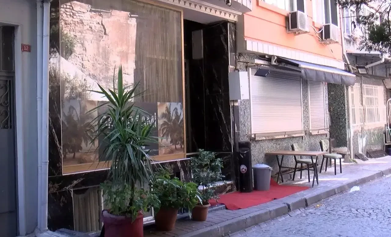 Böcek ailesi davasında otel sahibi ve ilaçlama firması sahibinin ifadeleri ortaya çıktı! Mahkeme başkanından tepki