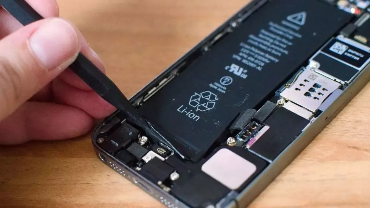 Cep telefonları tamamen değişecek: Bataryalar için kritik karar