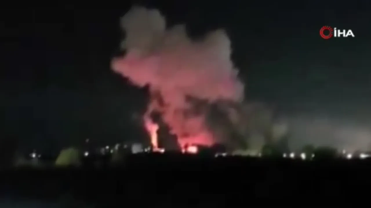 Enerji santralinde patlama: 3 trafo alev aldı