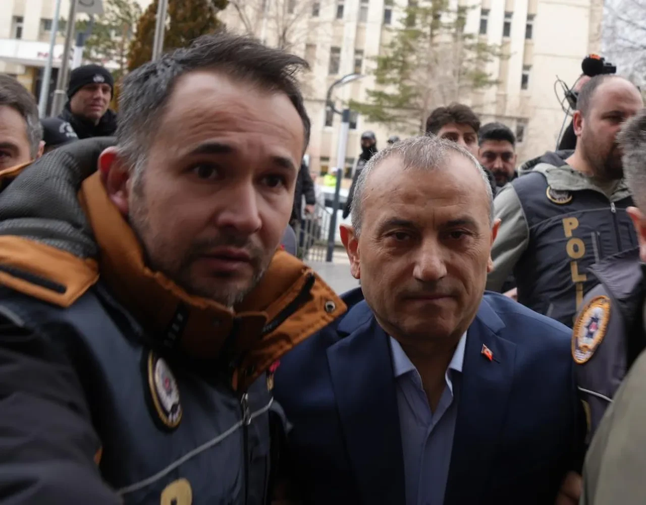 Eski Tunceli Valisi Tuncay Sonel'e 78 soru! Gülistan Doku soruşturmasında oğlunu savundu: Kuşlarıma kim bakacak diye aradı