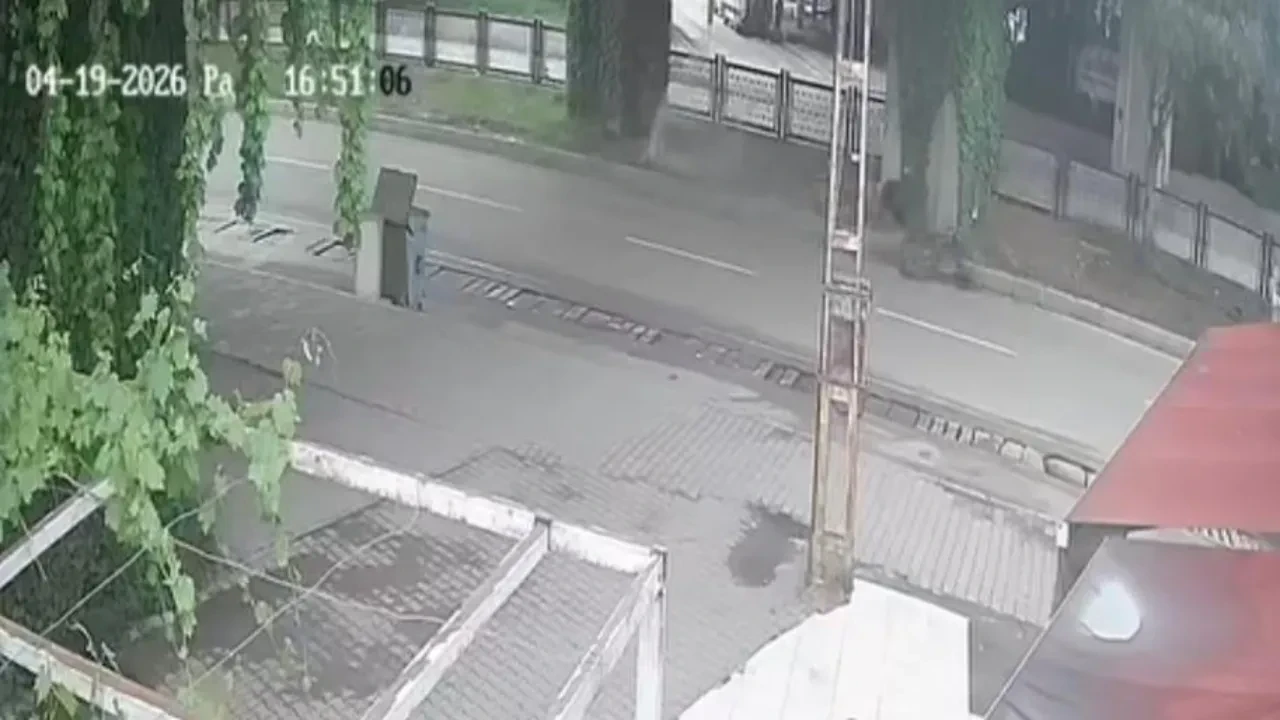 Feci kazada hayatını kaybeden kız, duvakla son yolculuğuna uğurlandı: Kaza anı kamerada