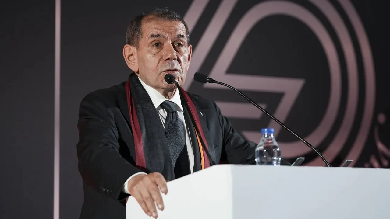 Galatasaray Başkanı Dursun Özbek'ten dikkat çeken açıklama! "Neyle uğraştığımızı anlatmaya gerek yok"
