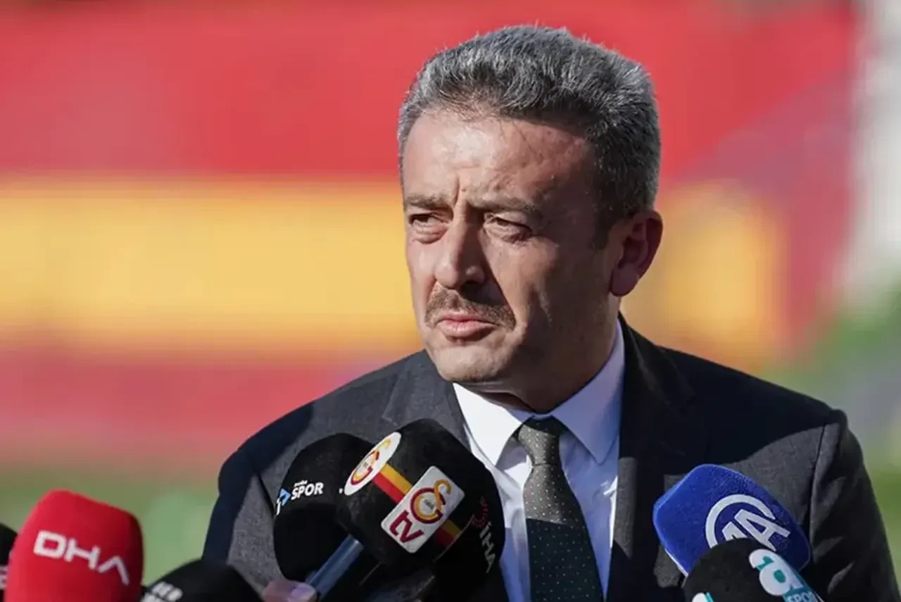 Galatasaray - Fenerbahçe derbisi öncesi tansiyon yükseldi! İki dev kulüpten peş peşe açıklamalar geldi...