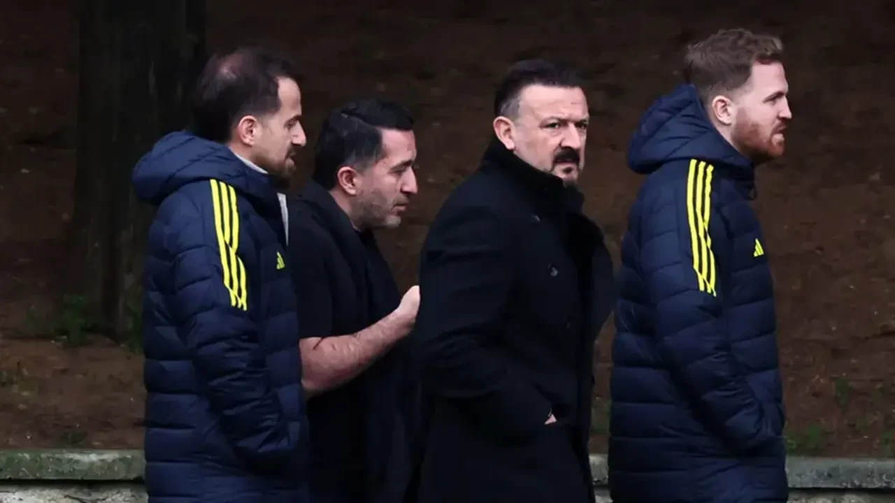 Galatasaray - Fenerbahçe derbisi öncesi tansiyon yükseldi! İki dev kulüpten peş peşe açıklamalar geldi...