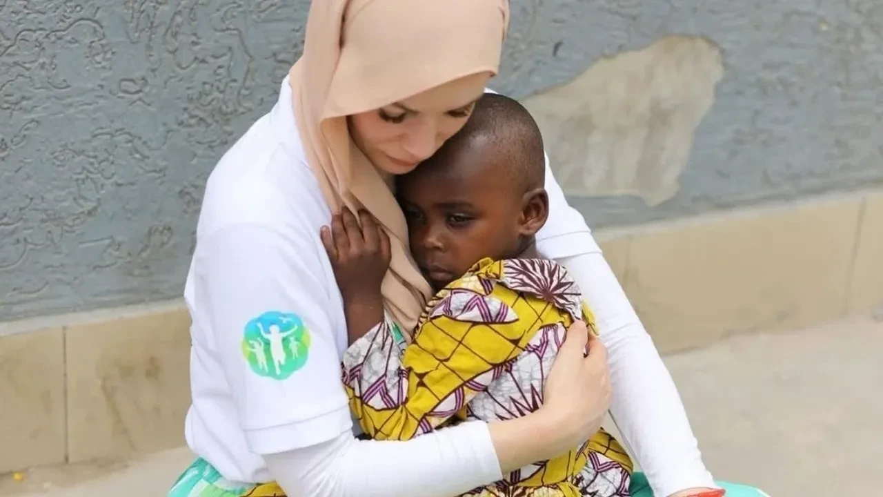 Gamze Özçelik yıllar sonra yine Zeynep karakteriyle dönüyor! Bu kez polis değil mühendis