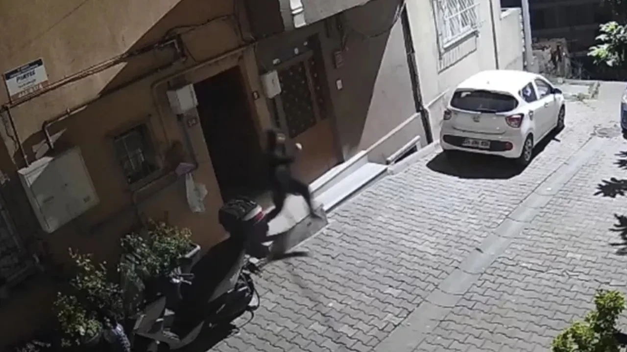 Genç kadını taciz etti, fırında ekmek yaparken yakalandı! Çocuğa cinsel istismardan sabıkalı çıktı