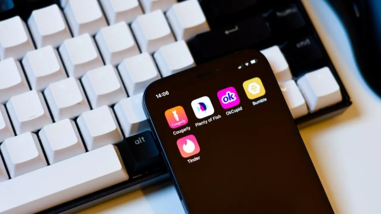 Nüfusu gitgide düşen ülkeden ilginç adım: Flört uygulamaları için para dağıtacak