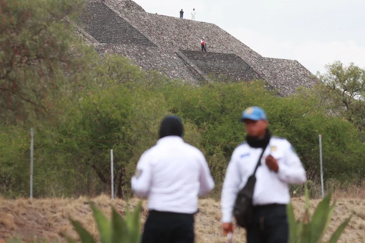 Turistlerin uğrak yerinde silahlı saldırı: Meksika'daki piramitlerde ölü ve yaralılar var