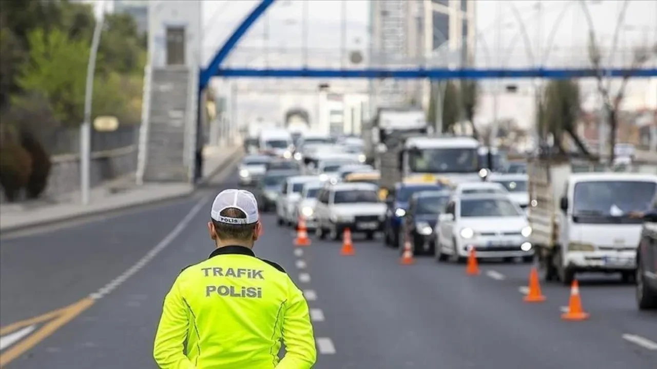 Ankara'da 23 Nisan alarmı: Trafiğe kapanacak yollar açıklandı