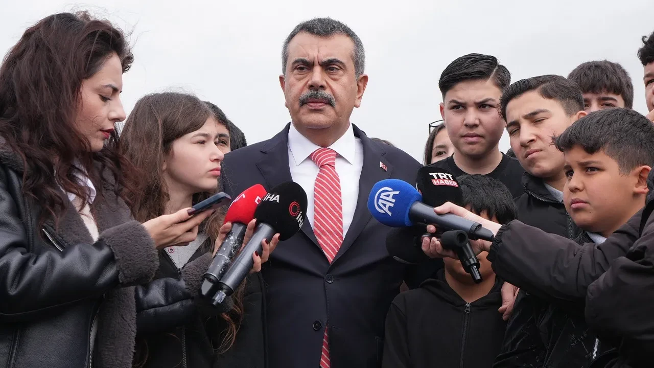 Bakan Tekin duyurdu: Okullara yeni kuvvetler konuşlanacak