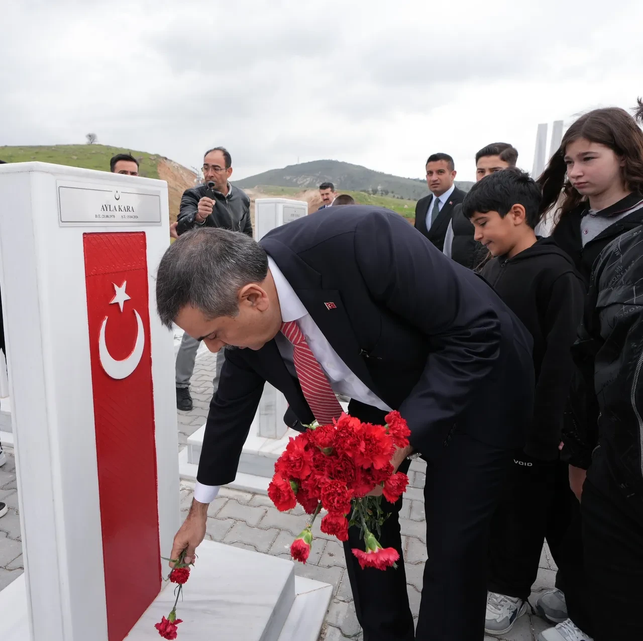 Bakan Tekin duyurdu: Okullara yeni kuvvetler konuşlanacak