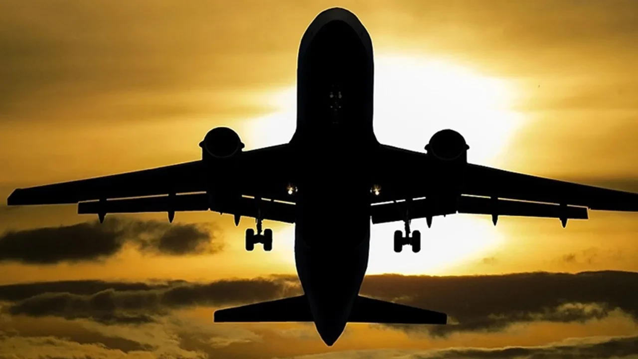 Bakan Uraloğlu duyurdu: Türkiye'nin jet yakıtı problemi yok