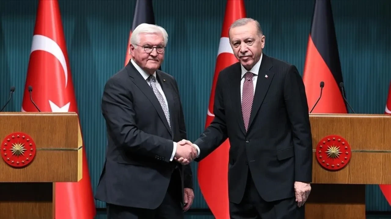 Cumhurbaşkanı Erdoğan Steinmeier ile görüştü: Avrupa'ya kritik uyarı
