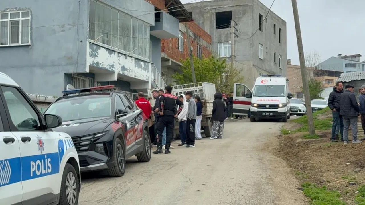 Detaylar kan dondurdu! 23 yaşındaki genç dehşet saçtı: Annesini öldürüp intihar etti