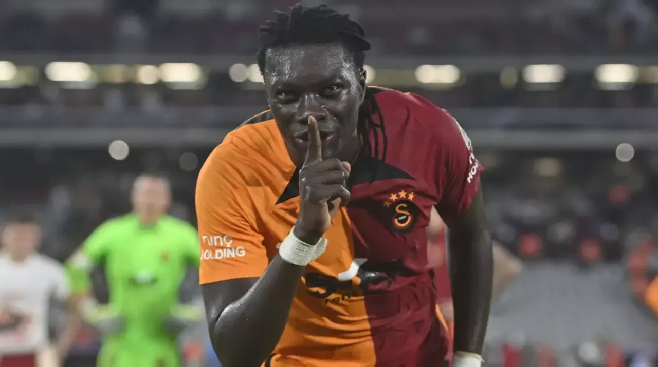 Galatasaray'da seçim rüzgarı! Bafetimbi Gomis geri dönüyor: Yeni görevi belli oldu