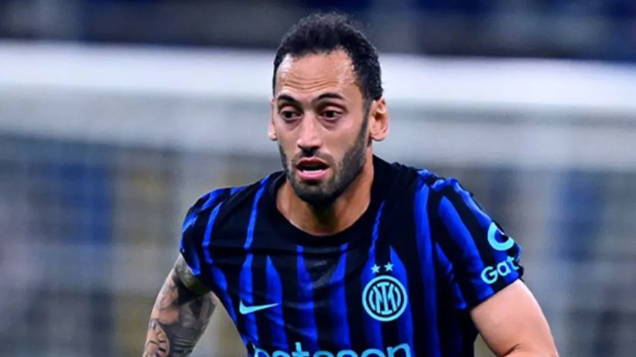 Hakan Çalhanoğlu, Inter'i finale taşıdı! Milli futbolcudan 2 gol 1 asist