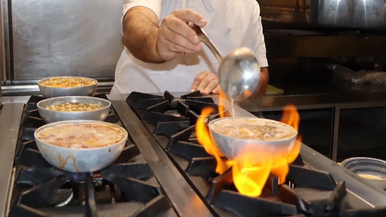 Komşu işkembeden attı, Türk ustalar tepki gösterdi: İşkembe çorbası bizimdir