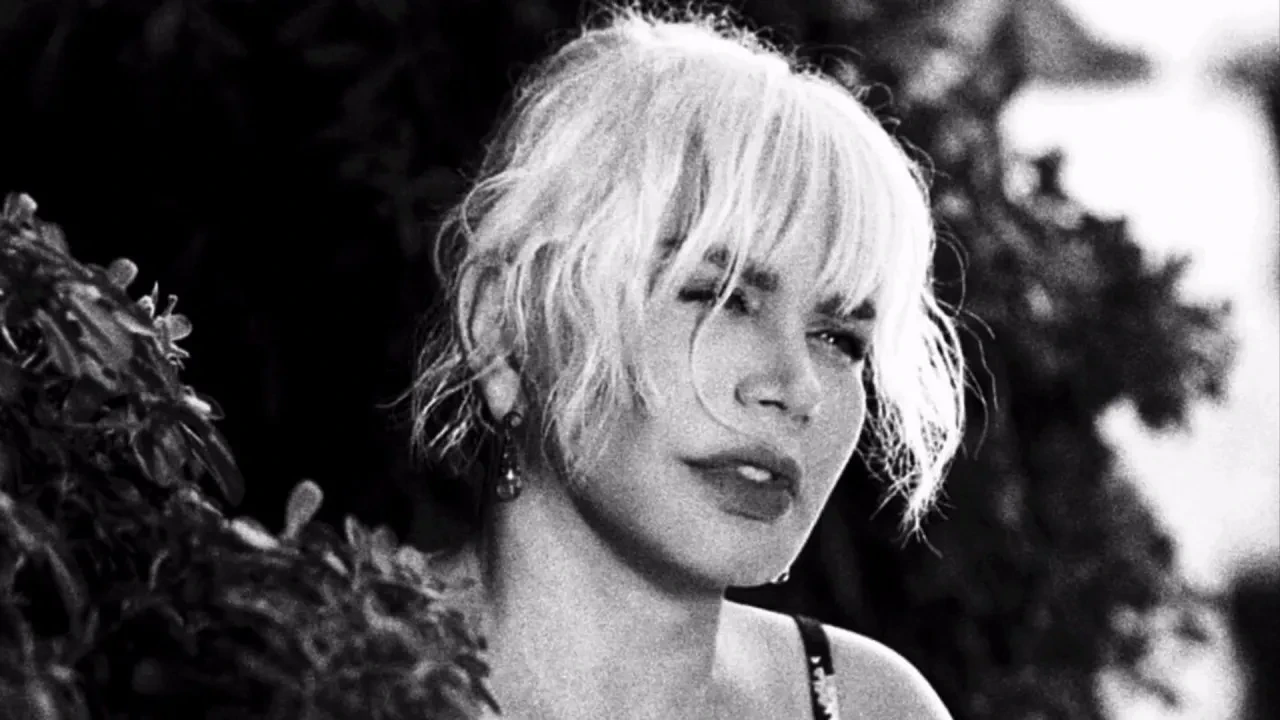 Sezen Aksu Lizbon'da ortaya çıktı! Oğlu Mithat Can paylaştı, sosyal medya sallandı